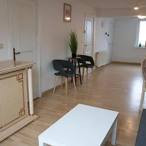 https://west-side-roses-appartement.bruges-hotels.info