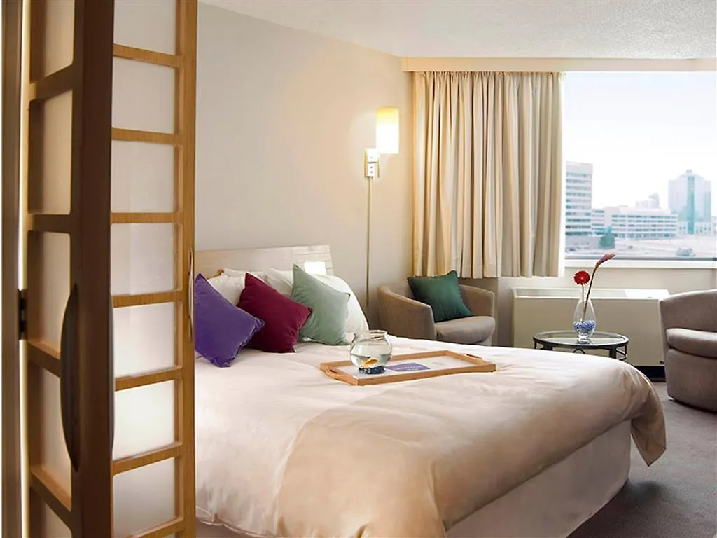 Novotel Toronto North York Hotel