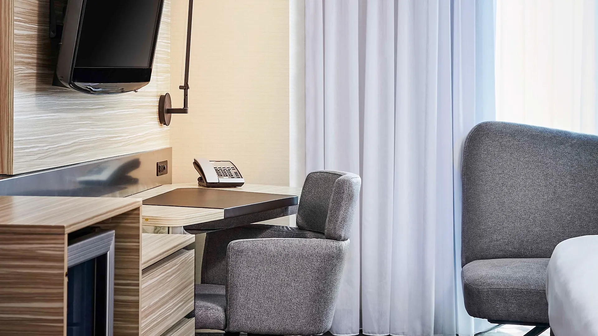Novotel Toronto North York Hotel