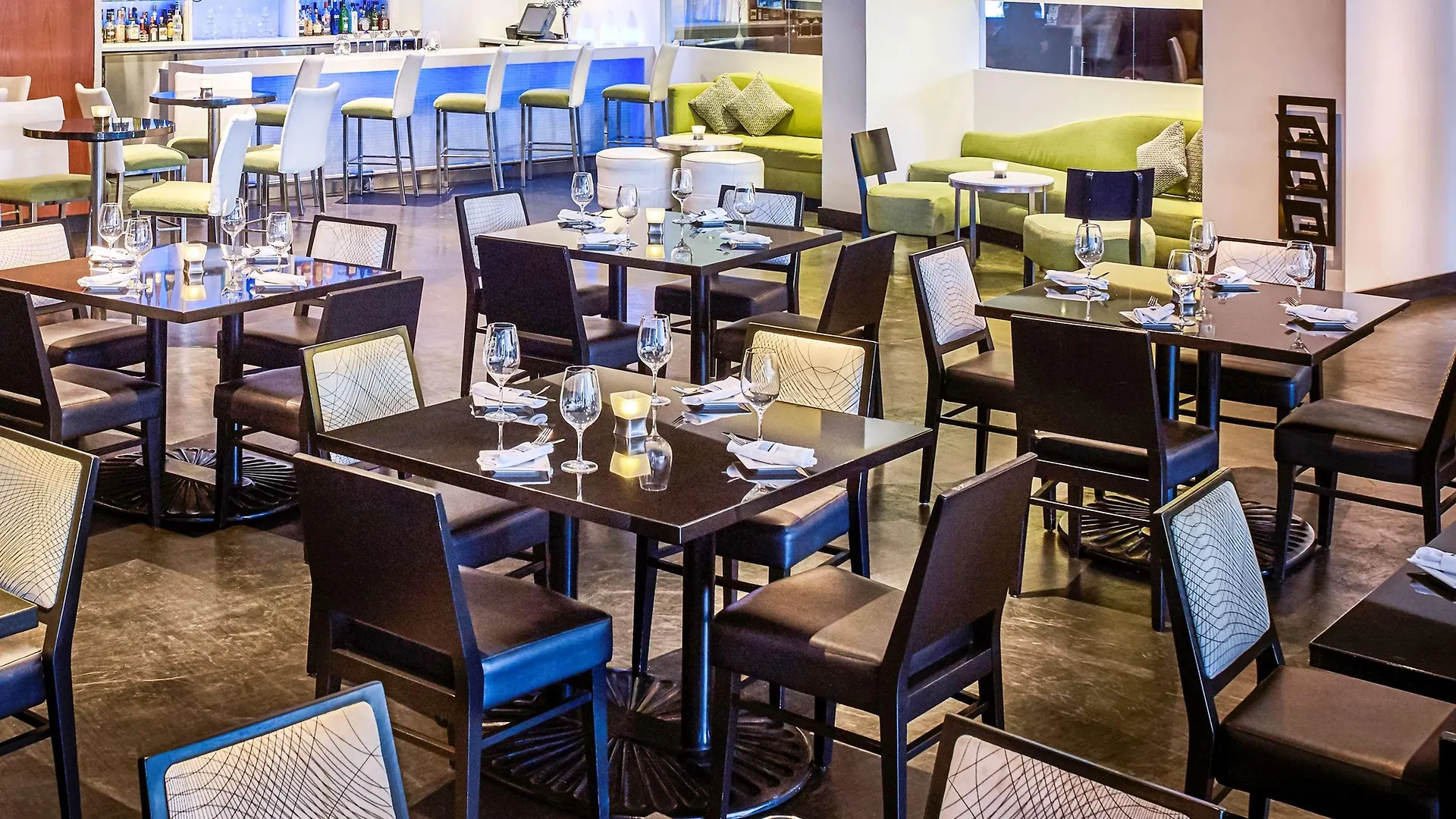 Novotel Toronto North York Hotel