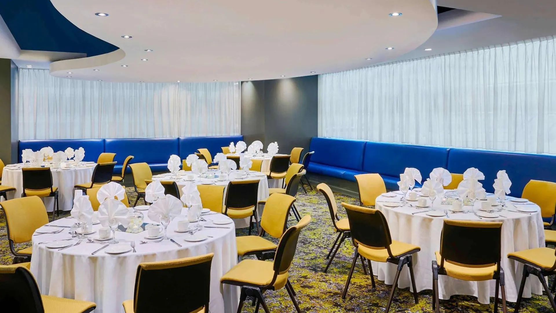 Novotel Toronto North York Hotel