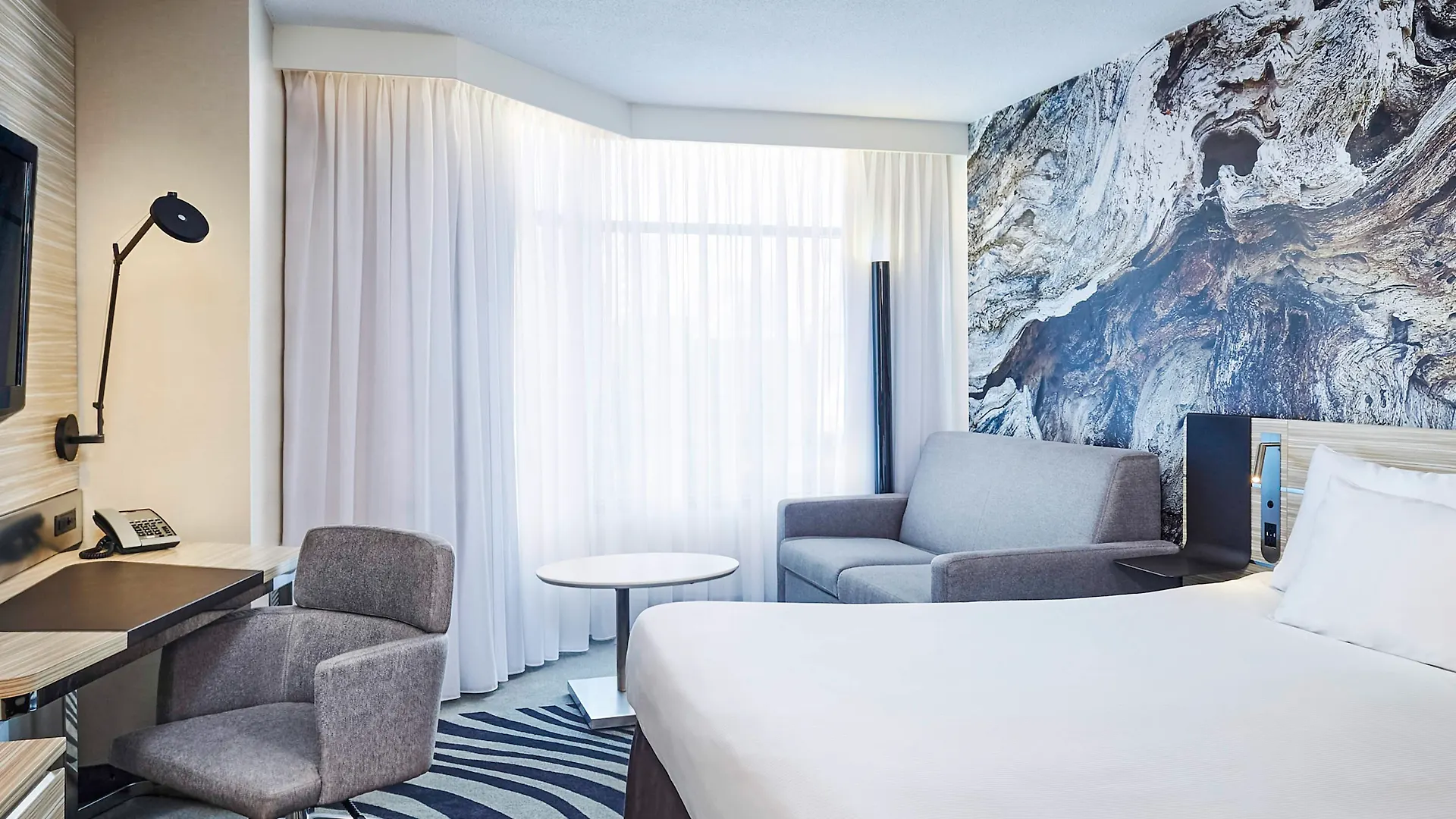 Novotel Toronto North York